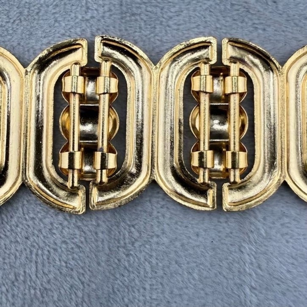 Vintage Chunky Bracelet Gold Tone Link Wide  90s 7" - Picture 3 of 10